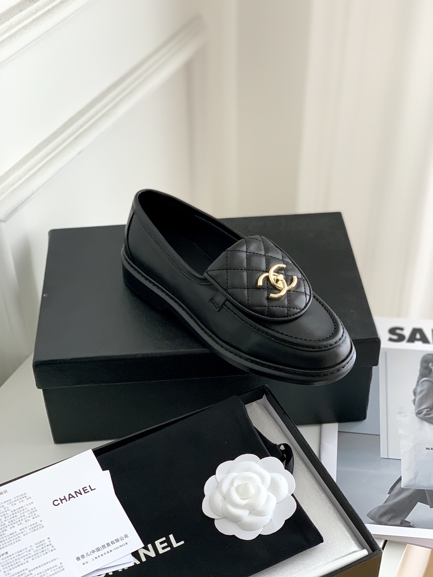 Women's high heels